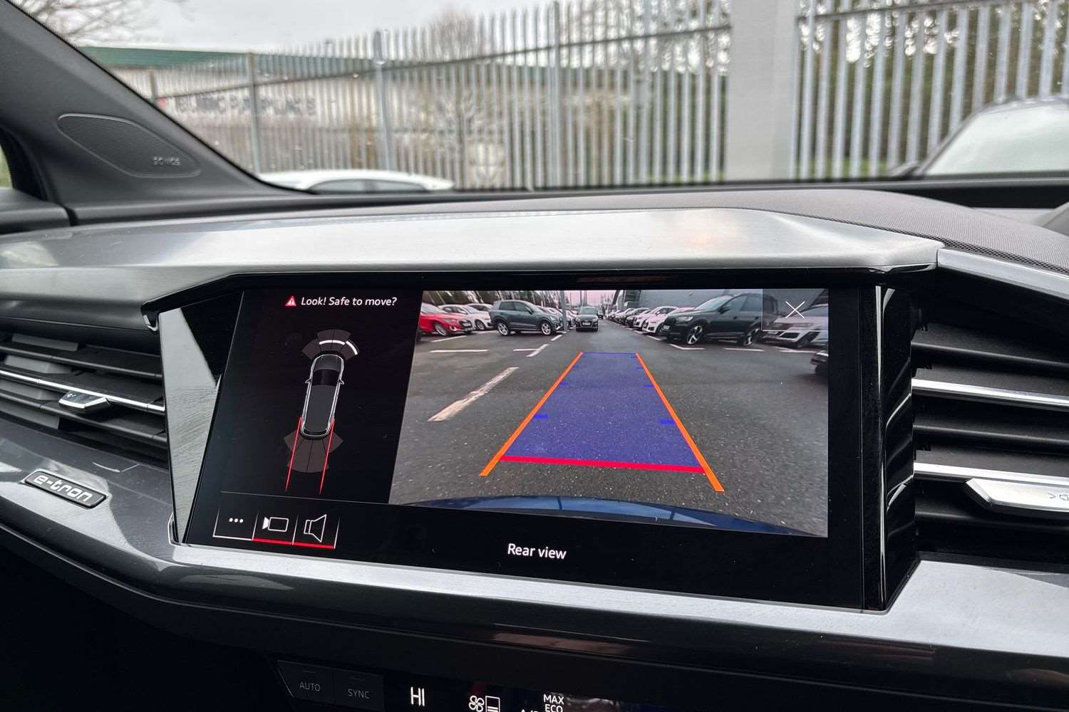 Used Audi Q4 e-tron 2023 for sale - 77561090: Photo 26