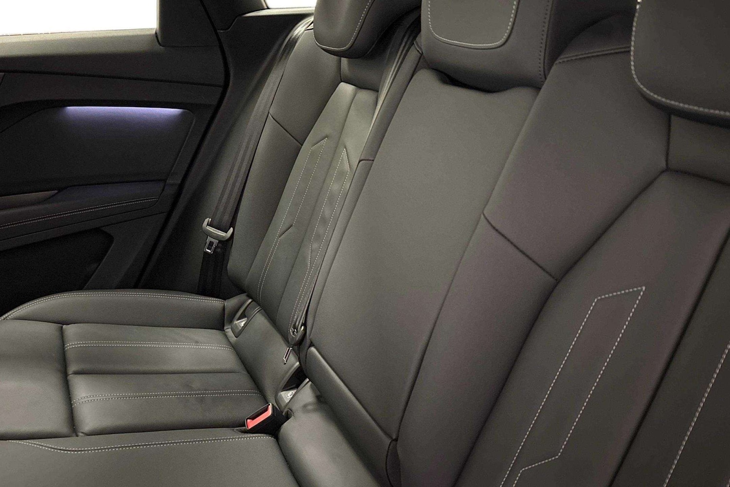 Used Audi Q4 e-tron 2023 for sale - 77561090: Photo 7