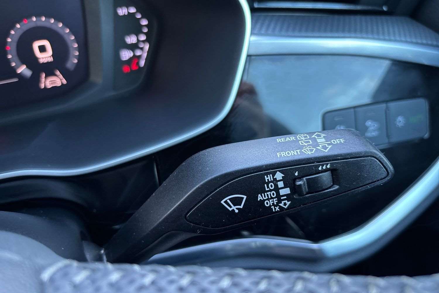 Used Audi Q3 2019 for sale - 77134915: Photo 33