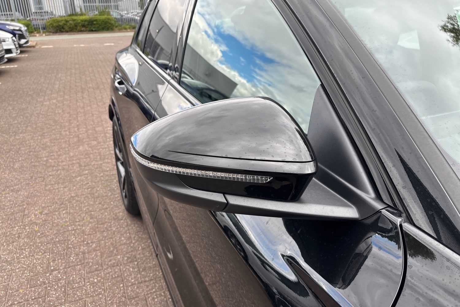 Used Audi Q6 e-tron 2025 for sale - 76587712: Photo 28