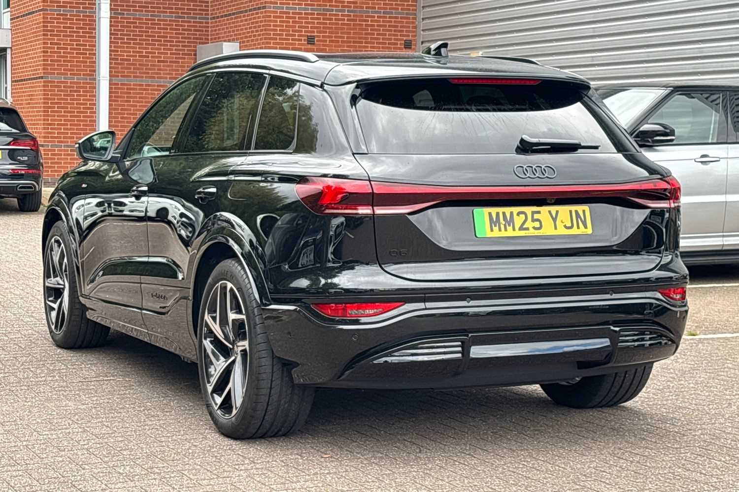 Used Audi Q6 e-tron 2025 for sale - 76587712: Photo 3