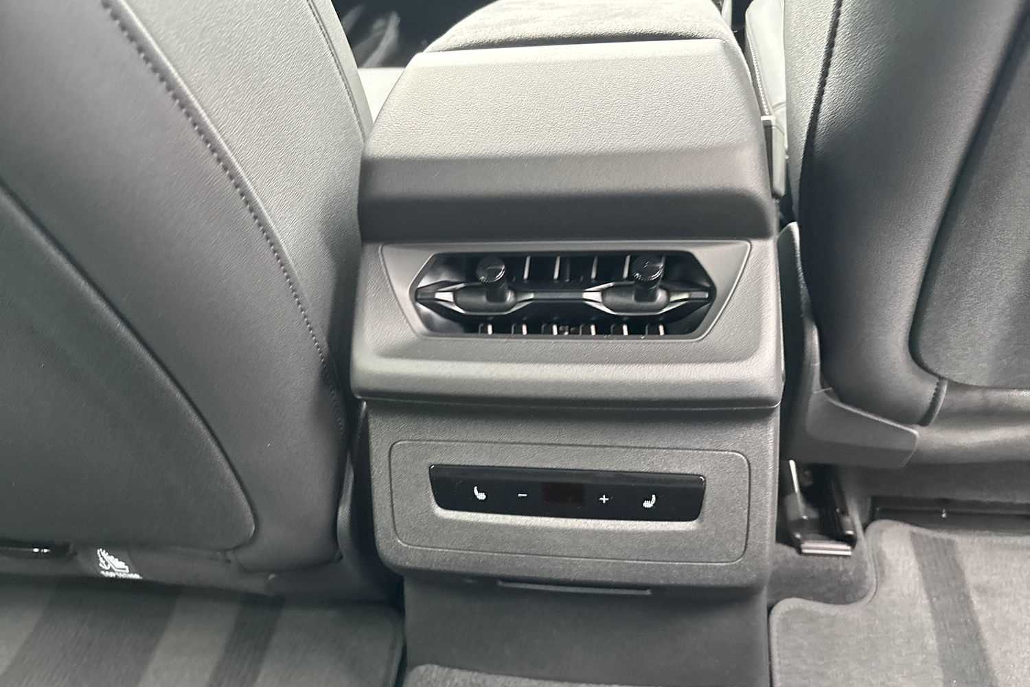 Used Audi Q6 e-tron 2025 for sale - 76587712: Photo 31