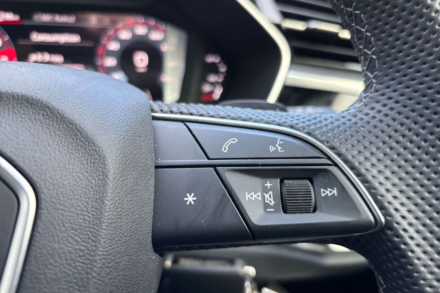 Used Audi Q3 2025 for sale - 76636780: Photo 17