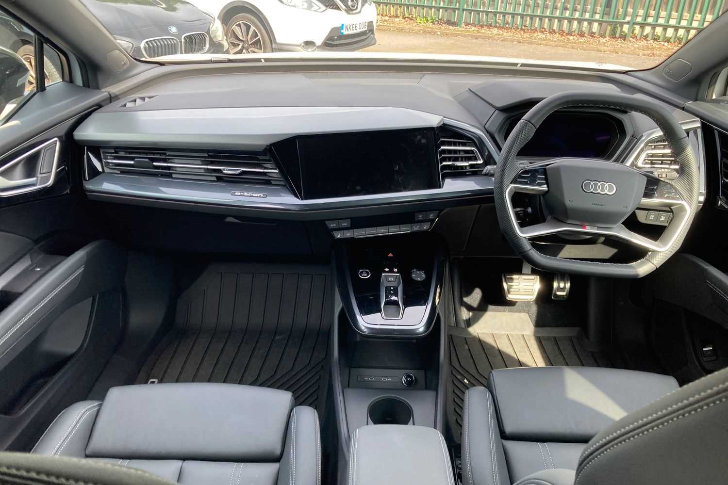 Used Audi Q4 e-tron 2024 for sale - 76938252: Photo 12