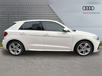 Used Audi A1 2022 for sale - 77674627: Photo
