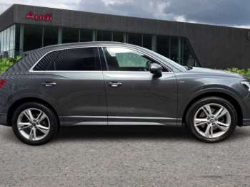 Used Audi Q3 2021 for sale - 75129601: Photo