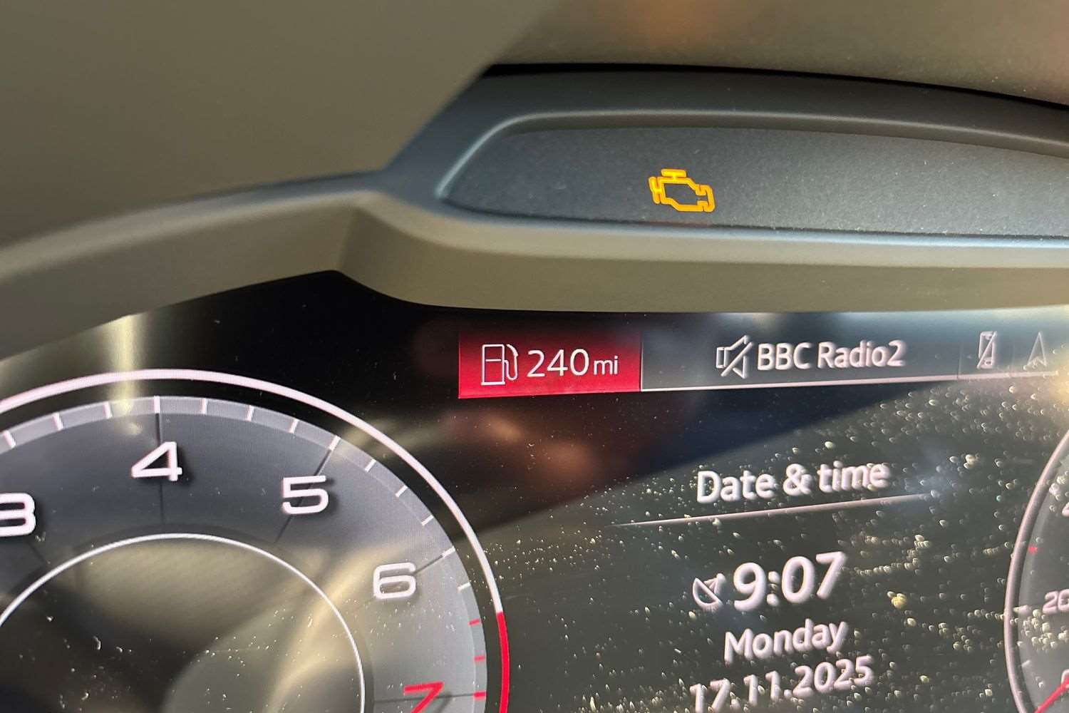 Used Audi Q2 2025 for sale - 76610627: Photo 31