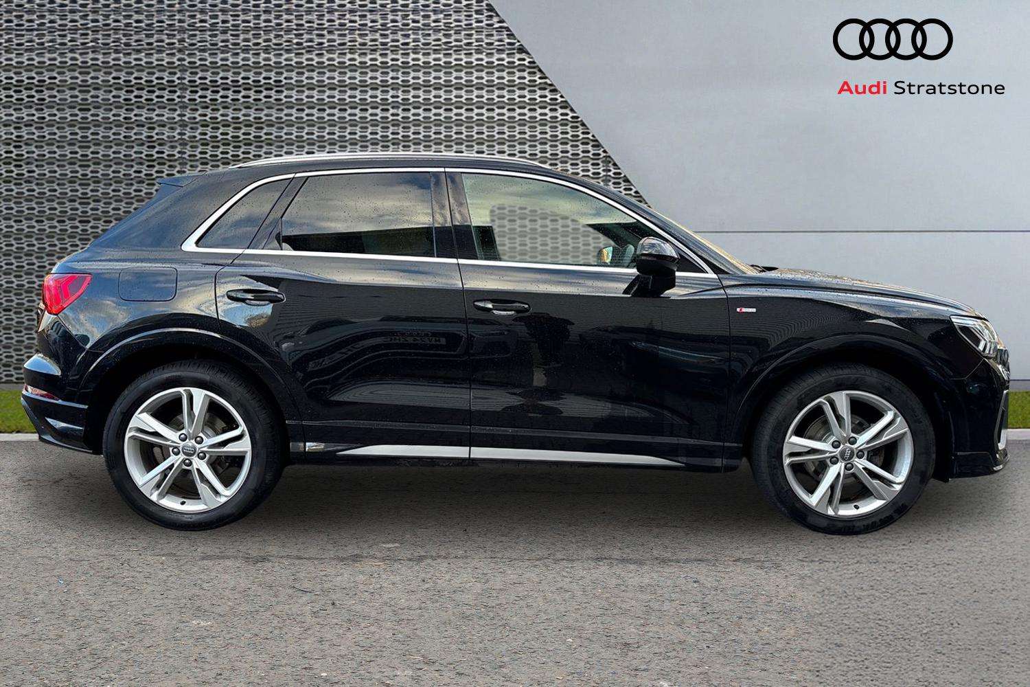 Used Audi Q3 2020 for sale - 76851574: Photo 4