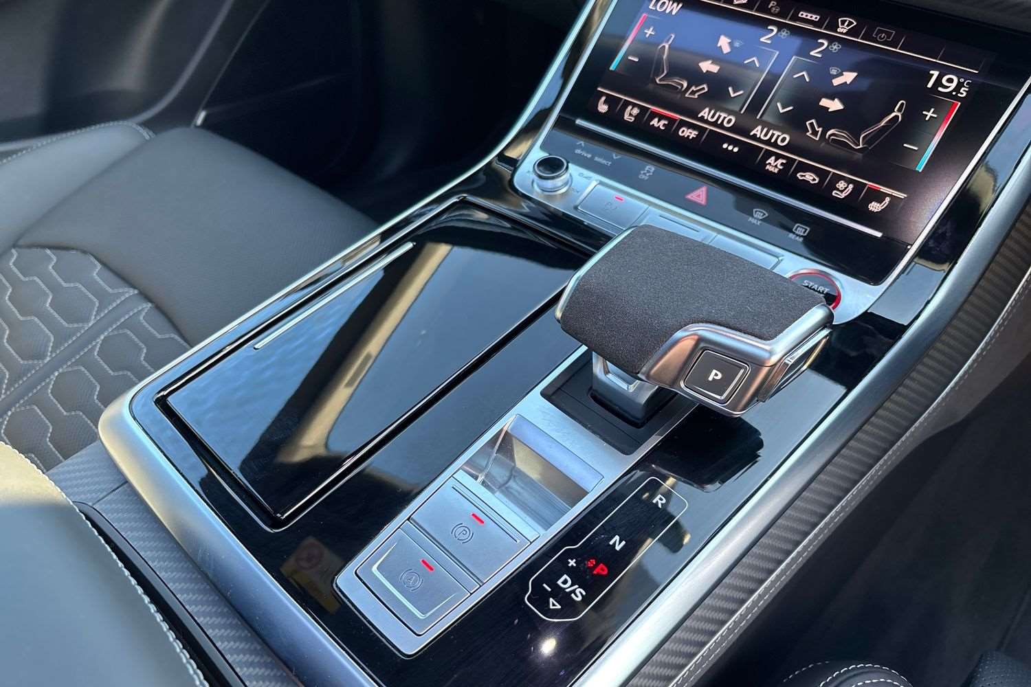Used Audi RS Q8 2025 for sale - 76125859: Photo 15