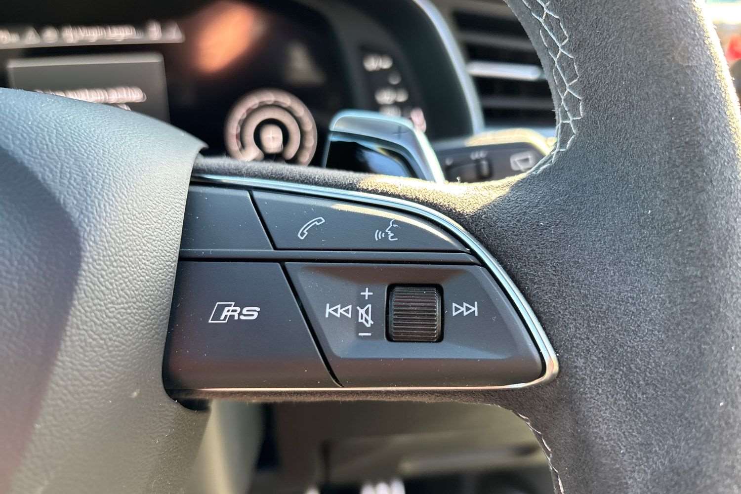 Used Audi RS Q8 2025 for sale - 76125859: Photo 17