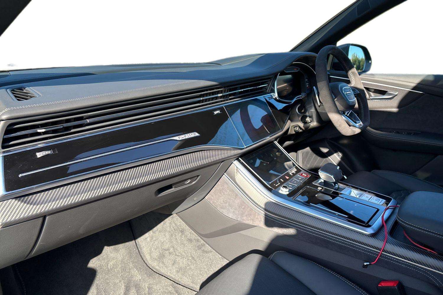 Used Audi RS Q8 2025 for sale - 76125859: Photo 2