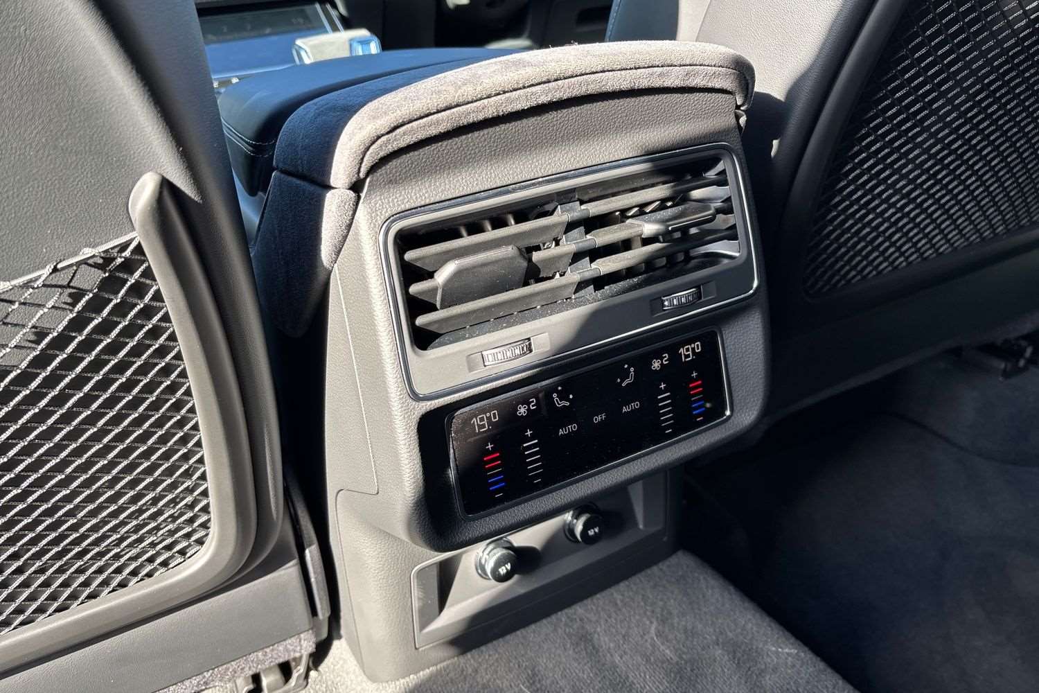 Used Audi RS Q8 2025 for sale - 76125859: Photo 23