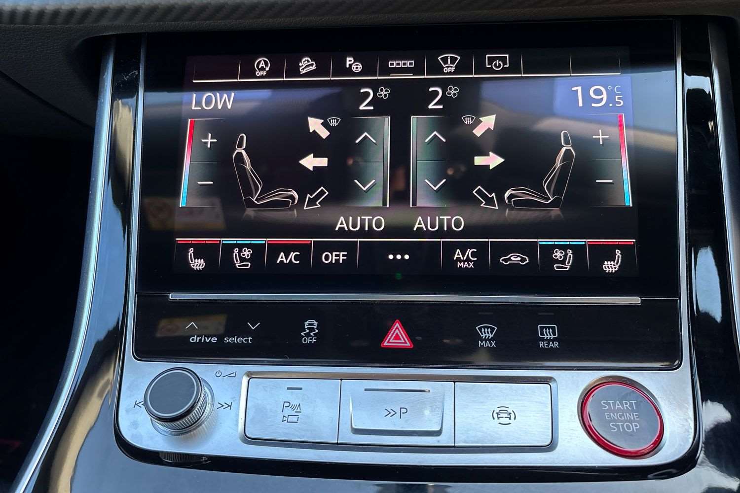 Used Audi RS Q8 2025 for sale - 76125859: Photo 33