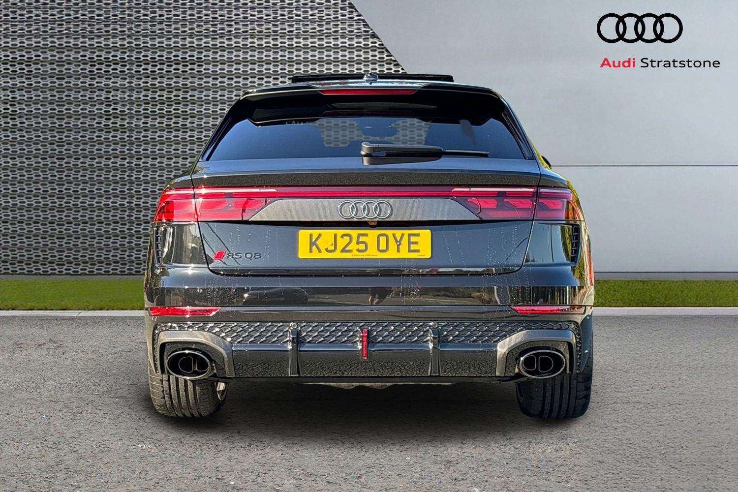 Used Audi RS Q8 2025 for sale - 76125859: Photo 7