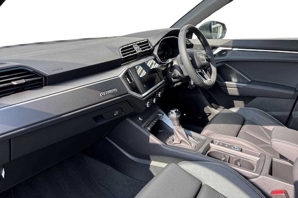 Used Audi Q3 2025 for sale - 75699576: Photo 2