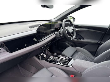 Used Audi Q6 e-tron 2026 for sale - 79376790: Photo