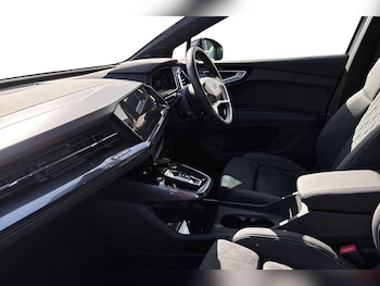 Used Audi Q4 e-tron 2024 for sale - 74890420: Photo
