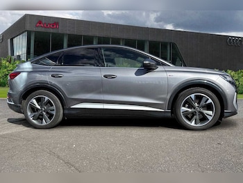 Used Audi Q4 e-tron 2024 for sale - 74890420: Photo