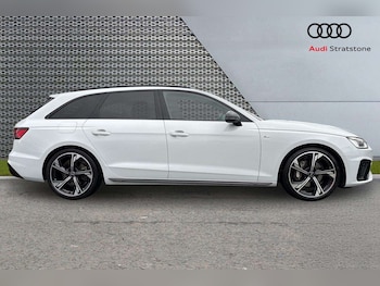 Used Audi A4 2023 for sale - 77000314: Photo