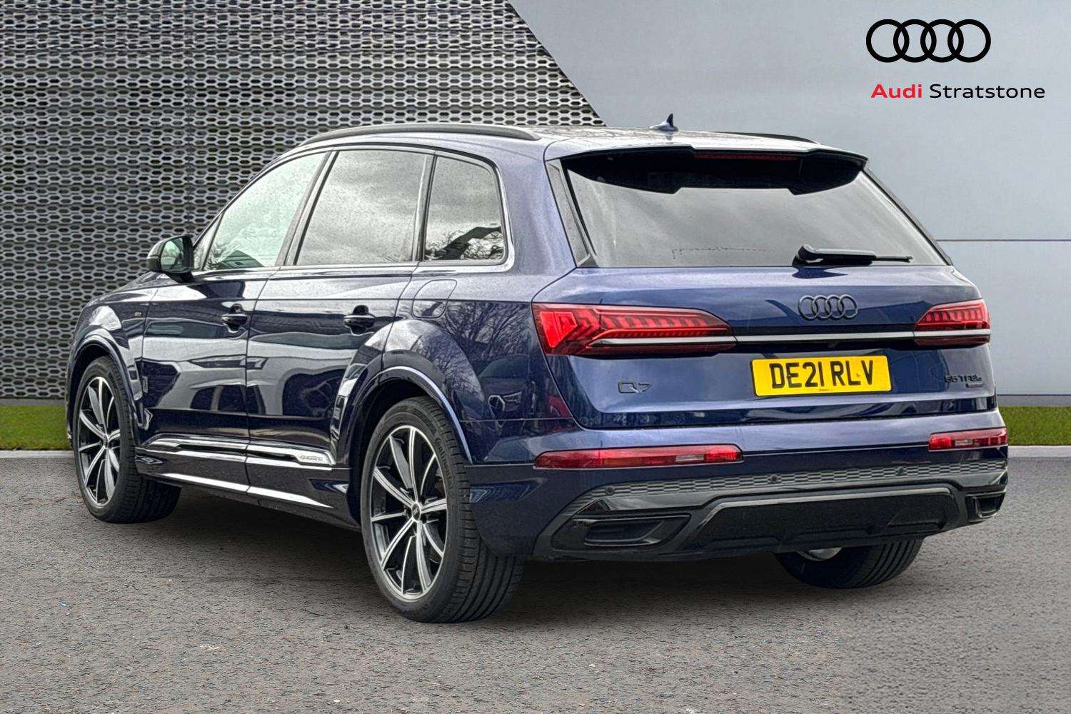 Used Audi Q7 2021 for sale - 77894475: Photo 3