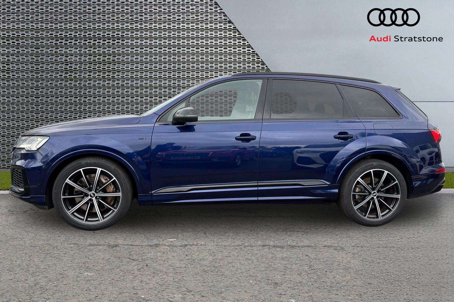 Used Audi Q7 2021 for sale - 77894475: Photo 8