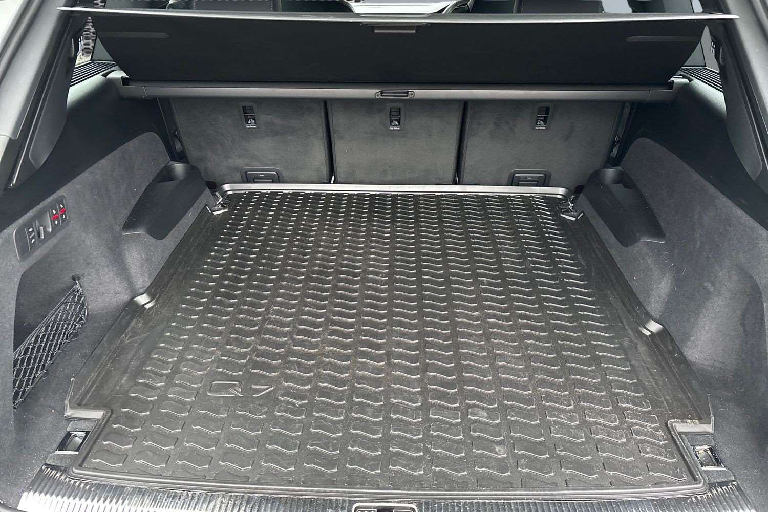 Used Audi Q7 2024 for sale - 77500303: Photo 13