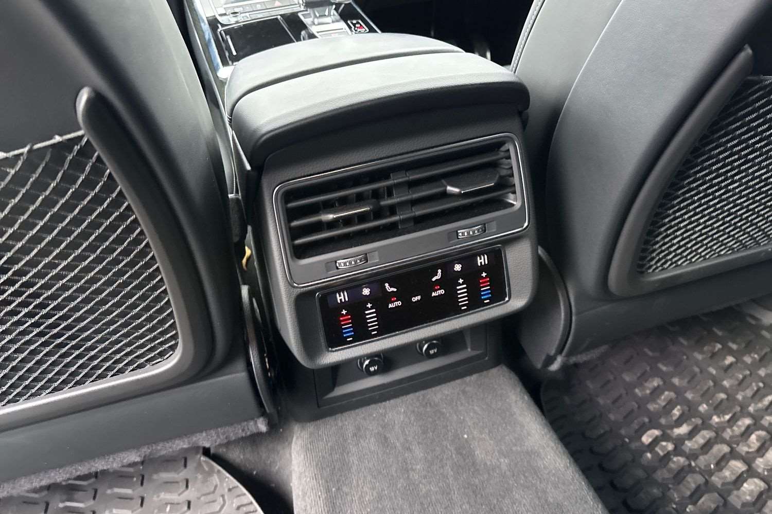 Used Audi Q7 2024 for sale - 77500303: Photo 23