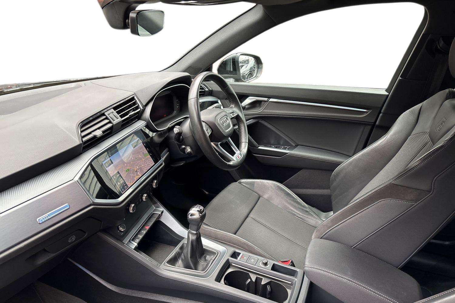 Used Audi Q3 2019 for sale - 76553212: Photo 2