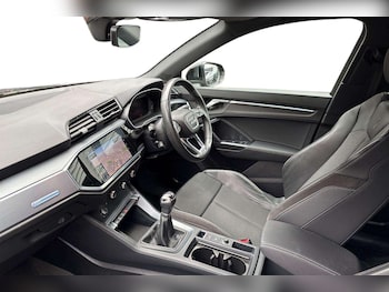 Used Audi Q3 2019 for sale - 76553212: Photo