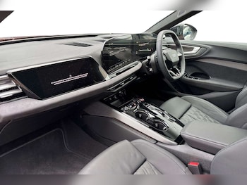 Used Audi A5 2025 for sale - 76230318: Photo 2