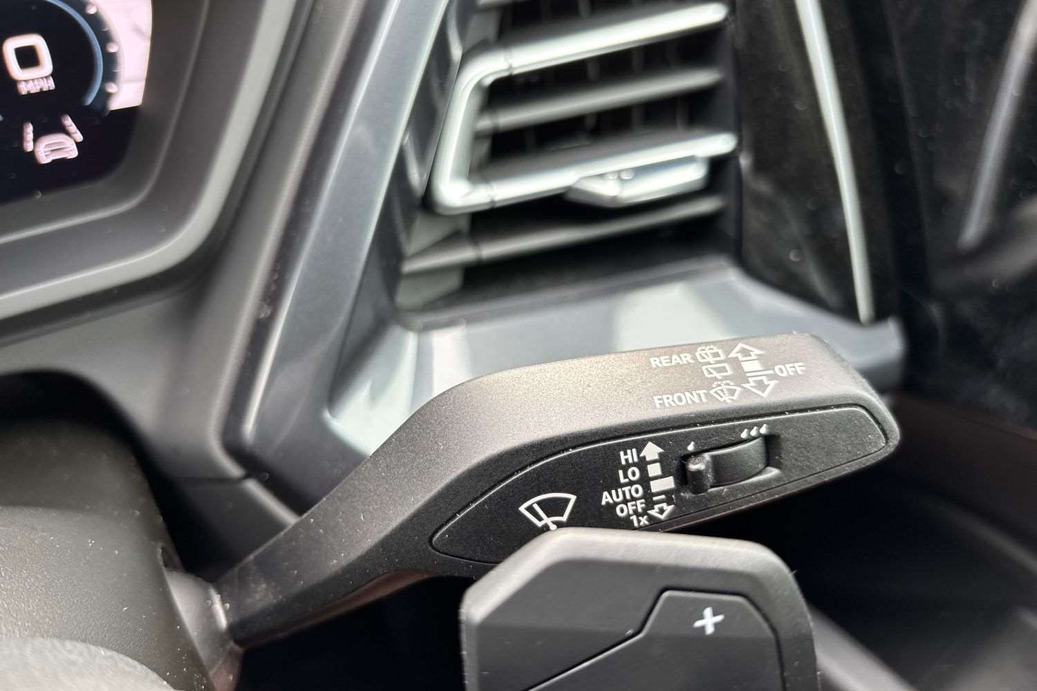 Used Audi Q4 e-tron 2025 for sale - 76435569: Photo 20