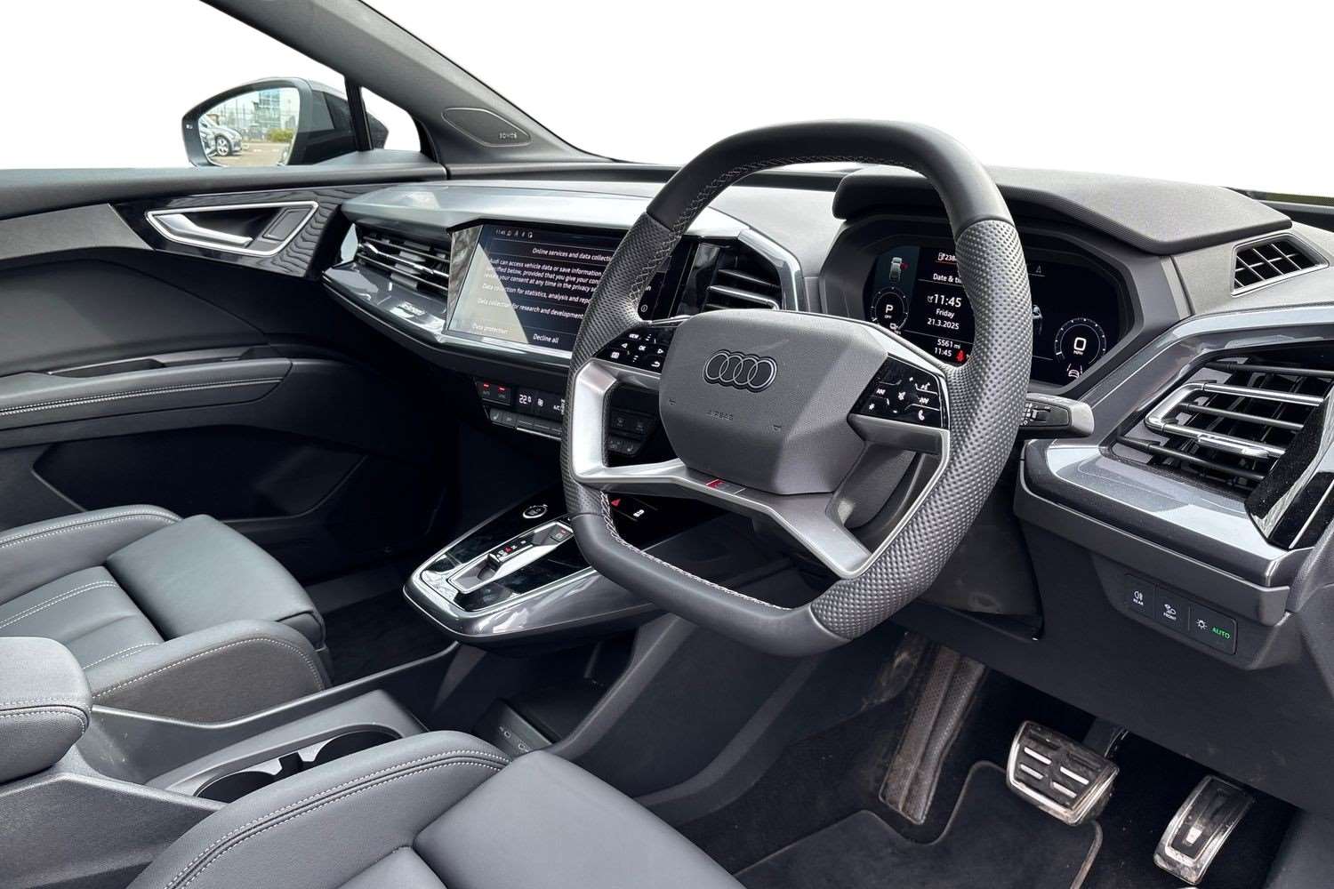 Used Audi Q4 e-tron 2025 for sale - 76435569: Photo 6