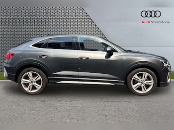 Used Audi Q3 2022 for sale - 79215301: Photo