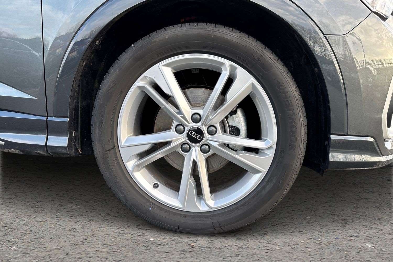 Used Audi Q3 2025 for sale - 76902389: Photo 5