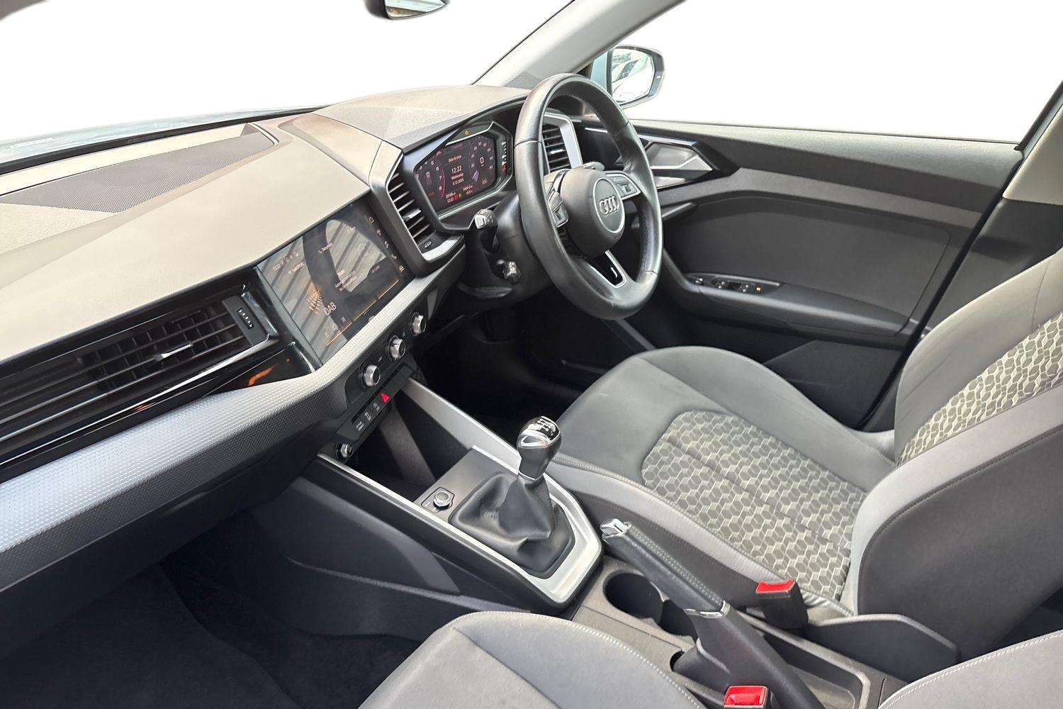 Used Audi A1 2023 for sale - 76804783: Photo 2