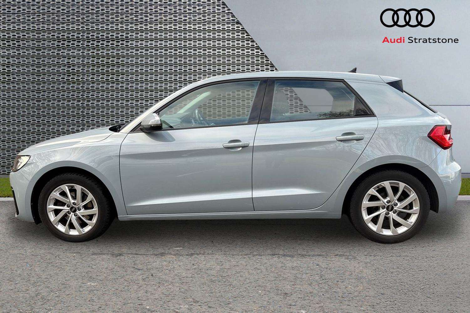 Used Audi A1 2023 for sale - 76804783: Photo 8