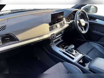 Used Audi Q5 2023 for sale - 77942890: Photo