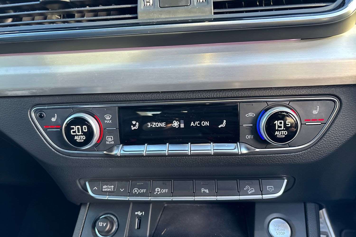 Used Audi Q5 2023 for sale - 77942890: Photo 32