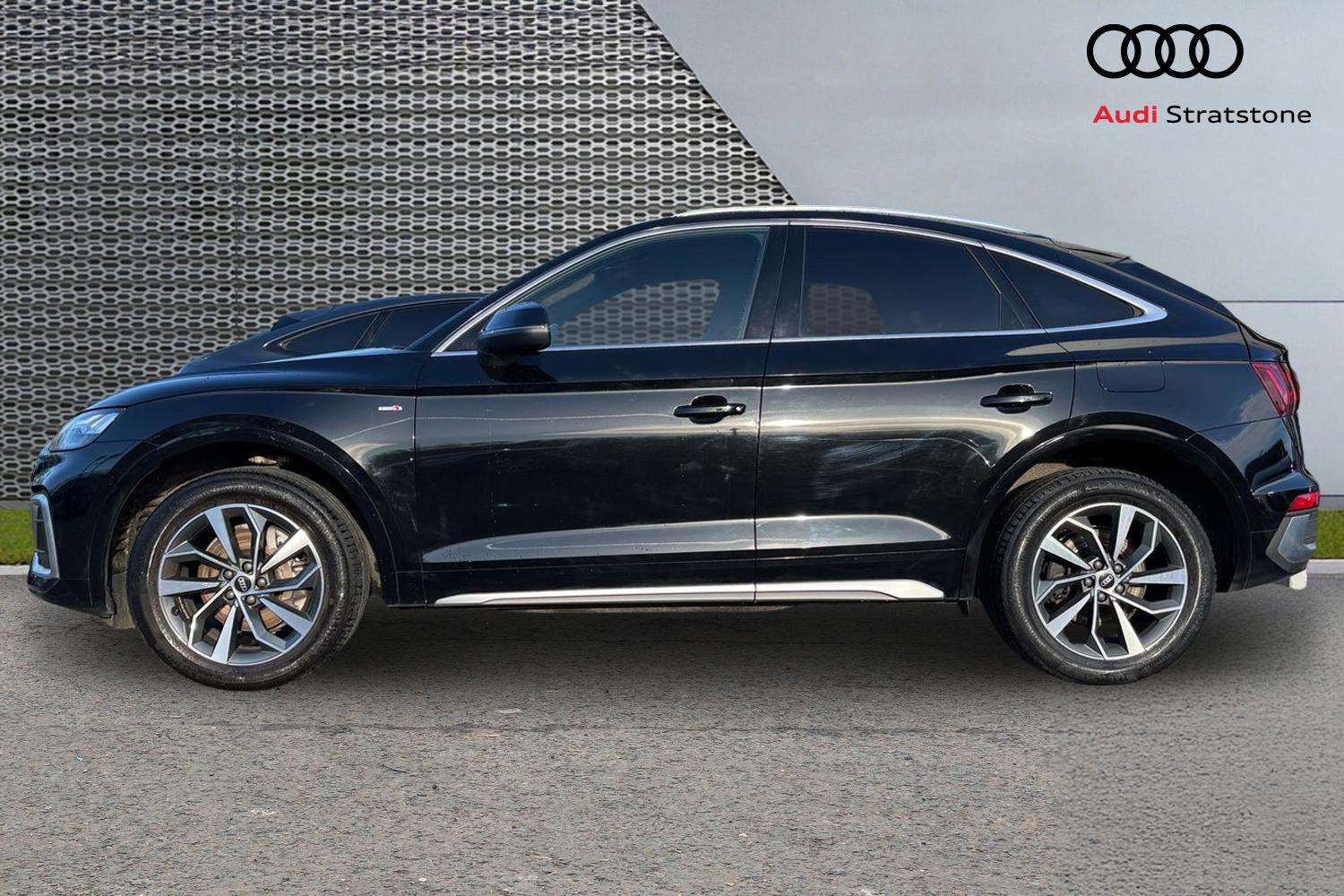 Used Audi Q5 2023 for sale - 77942890: Photo 8