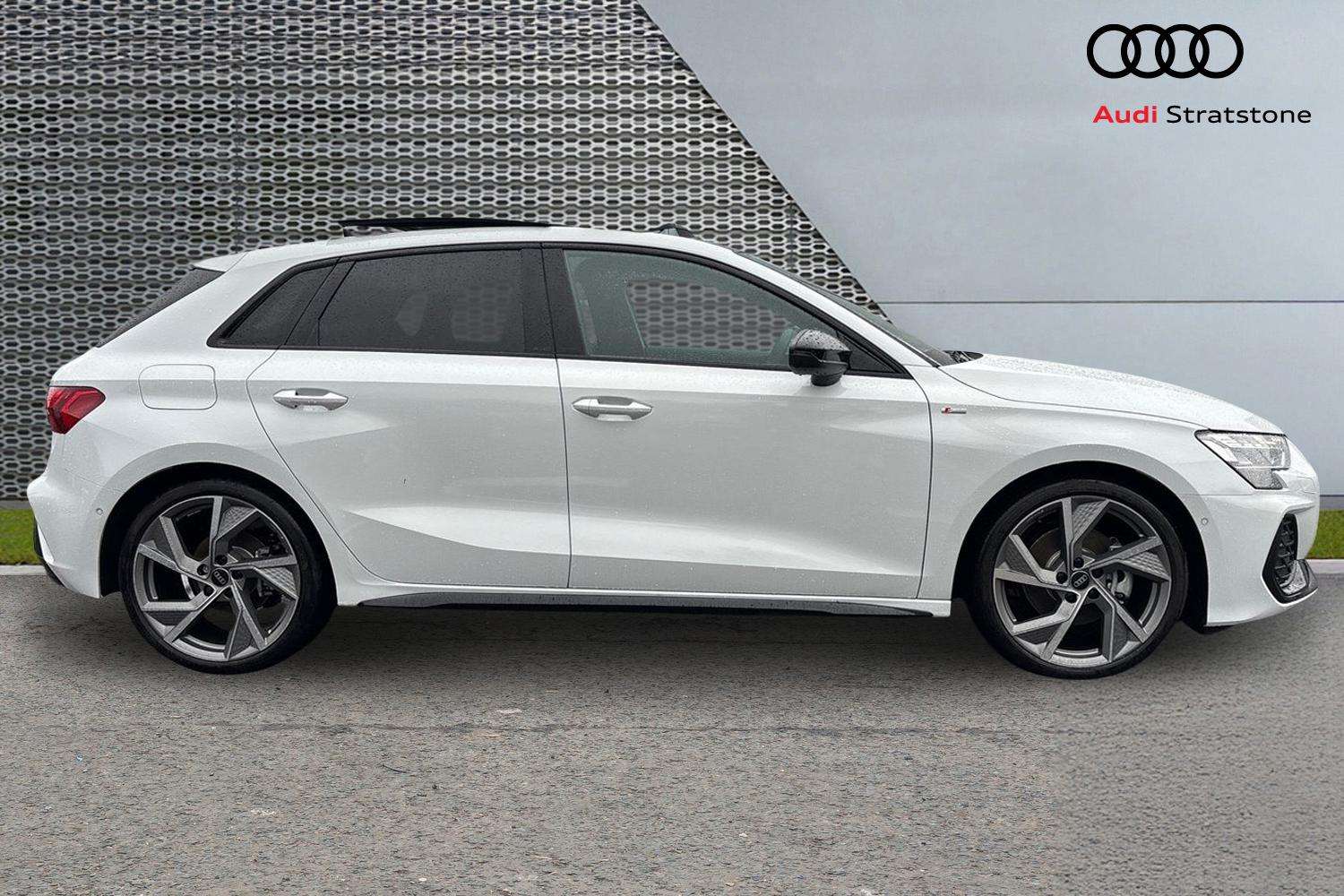 Used Audi A3 2025 for sale - 76553130: Photo 4