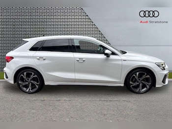 Used Audi A3 2022 for sale - 77674873: Photo