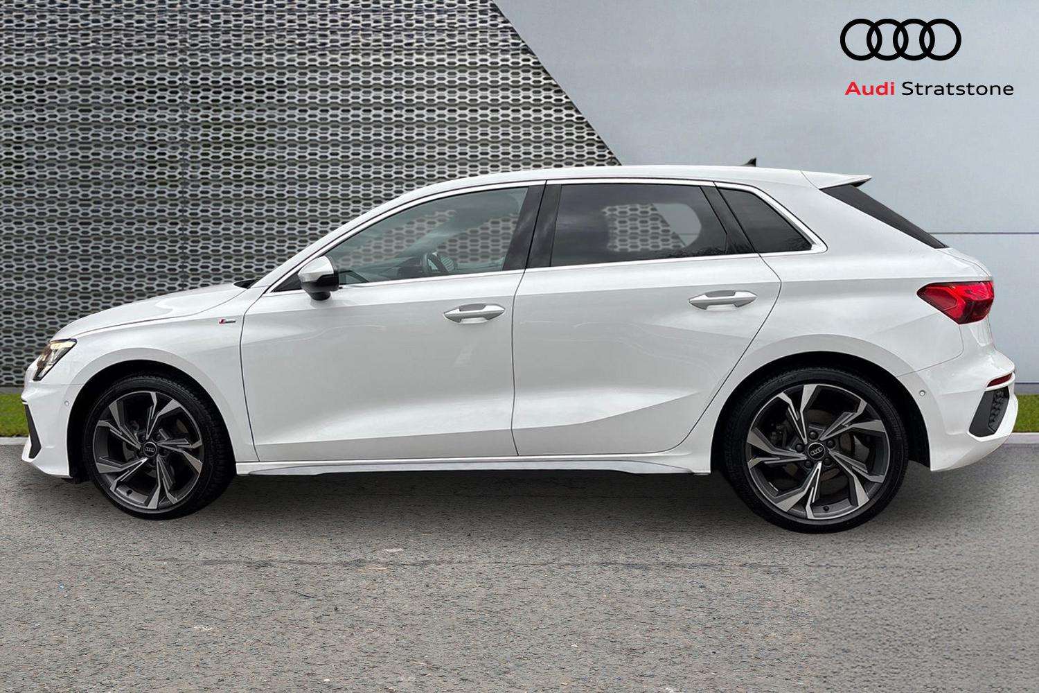 Used Audi A3 2022 for sale - 77674873: Photo 8