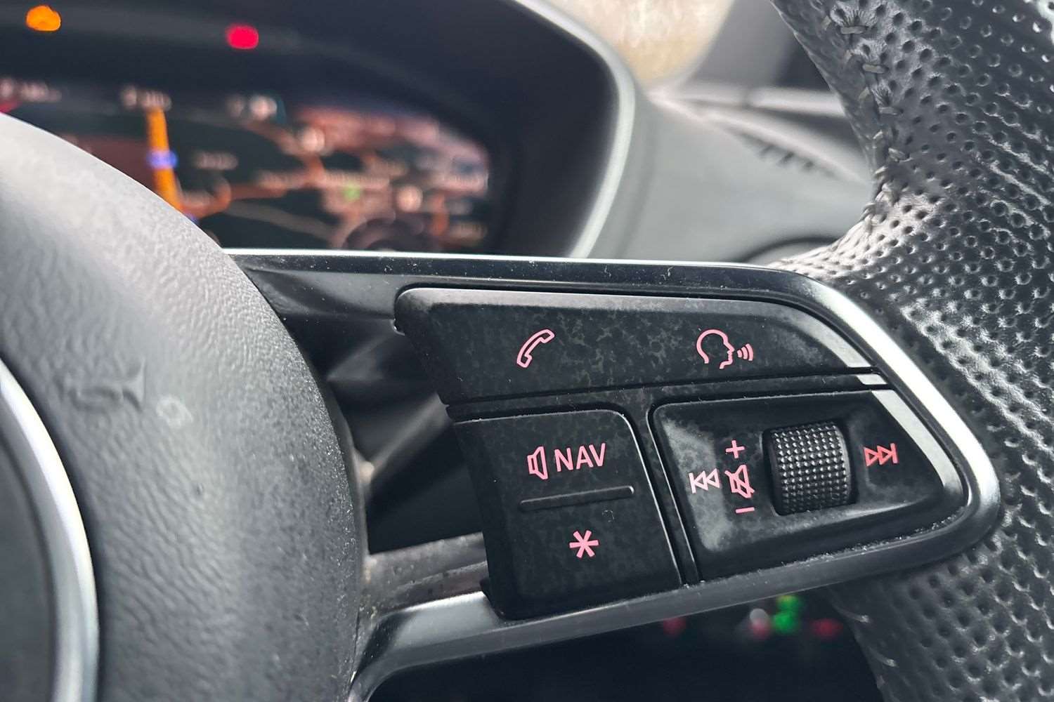 Used Audi TT 2015 for sale - 77158494: Photo 17