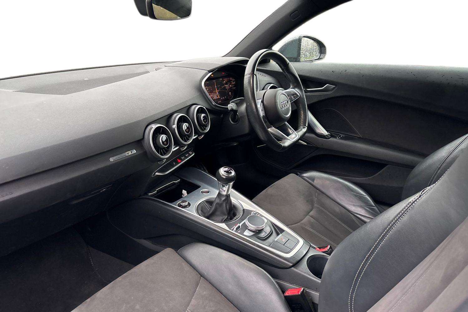 Used Audi TT 2015 for sale - 77158494: Photo 2