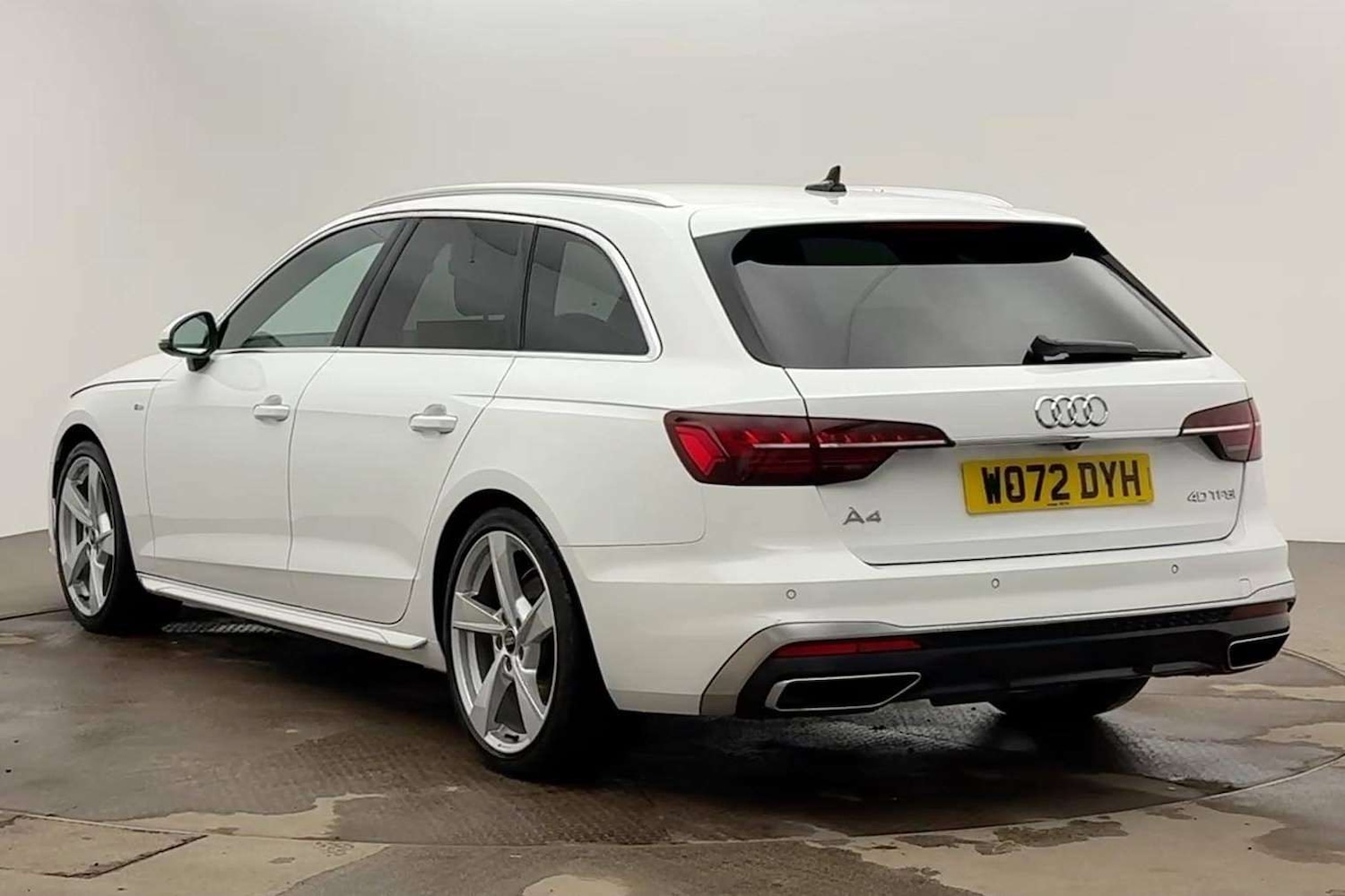 Used Audi A4 2023 for sale - 77540726: Photo 3