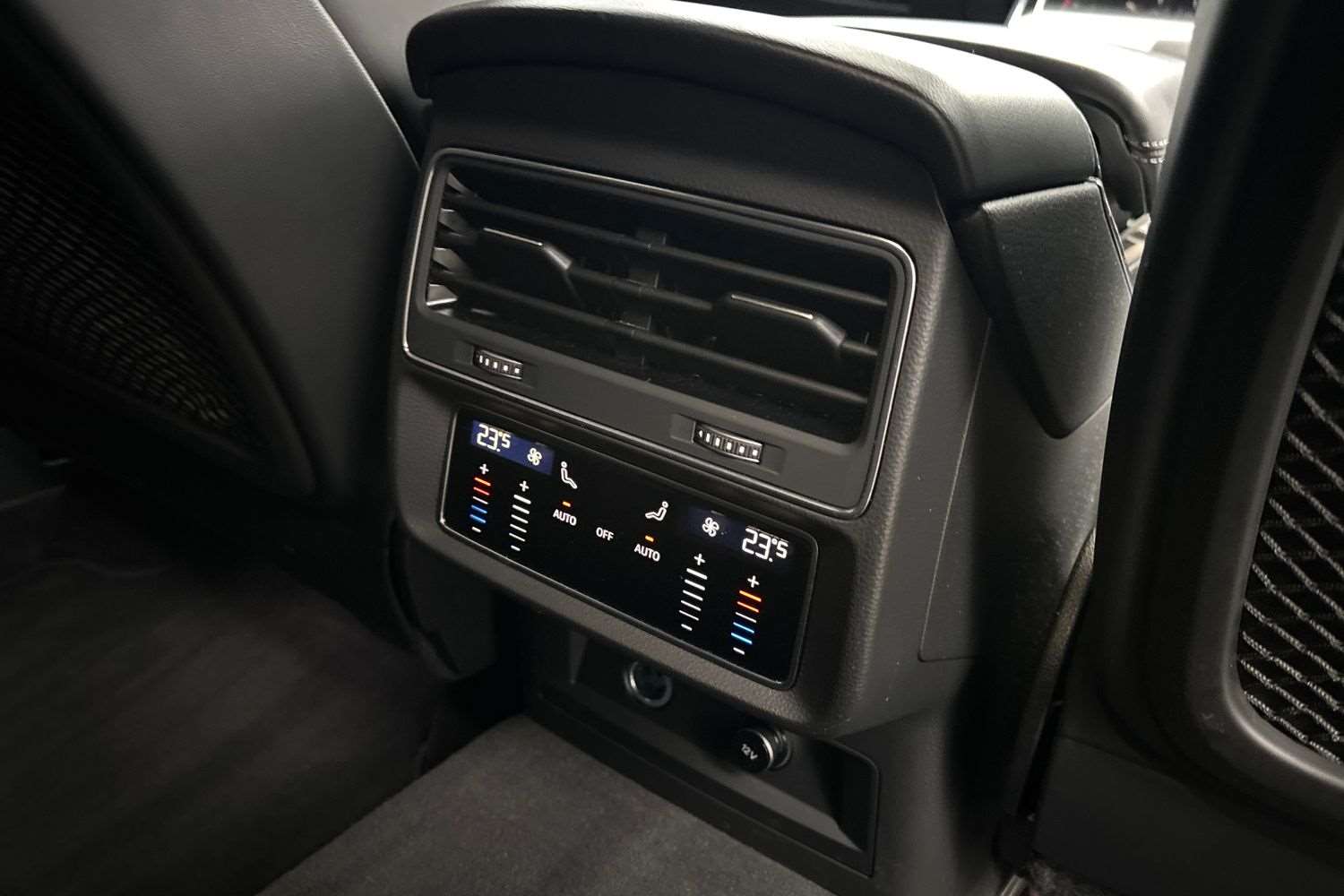 Used Audi Q8 2023 for sale - 77294265: Photo 23