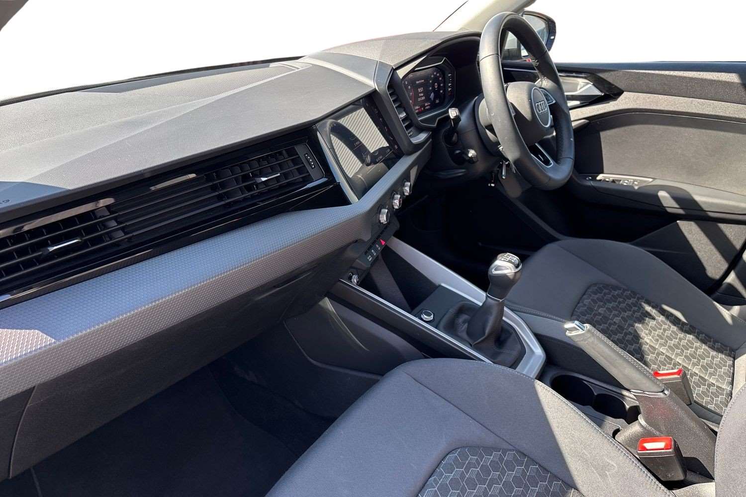 Used Audi A1 2025 for sale - 76435781: Photo 2