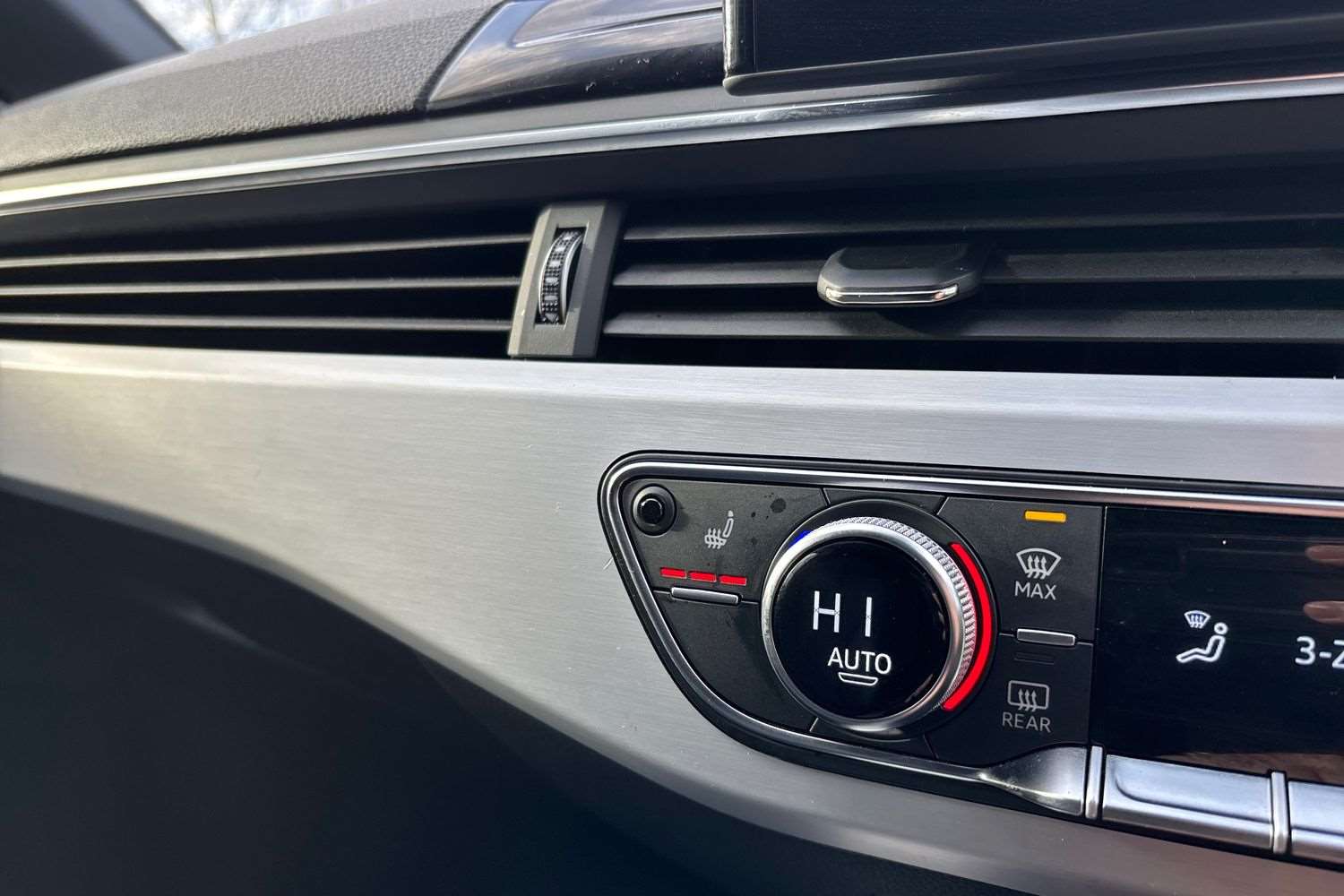 Used Audi A4 2023 for sale - 77540867: Photo 28