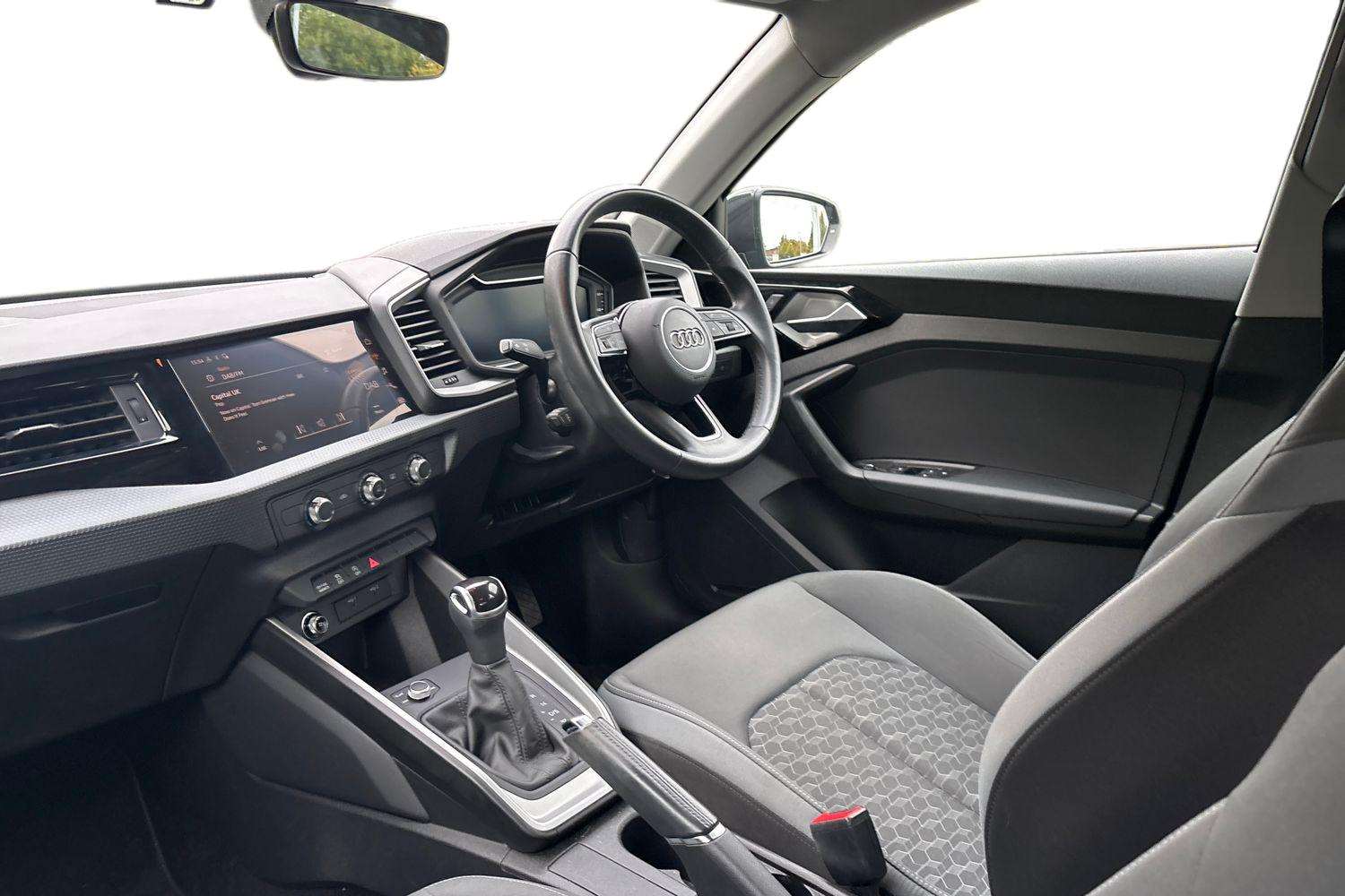 Used Audi A1 2023 for sale - 76298515: Photo 2