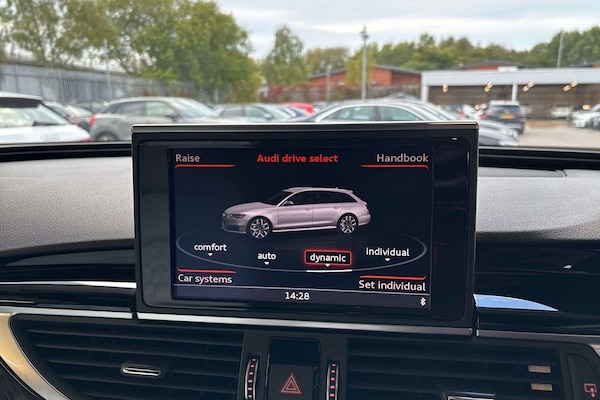 Used Audi RS6 2016 for sale - 76205200: Photo 30